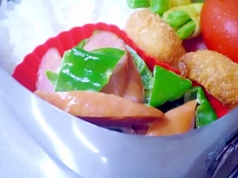 ルクエで ピーマンとソーセージ オイマヨ炒め